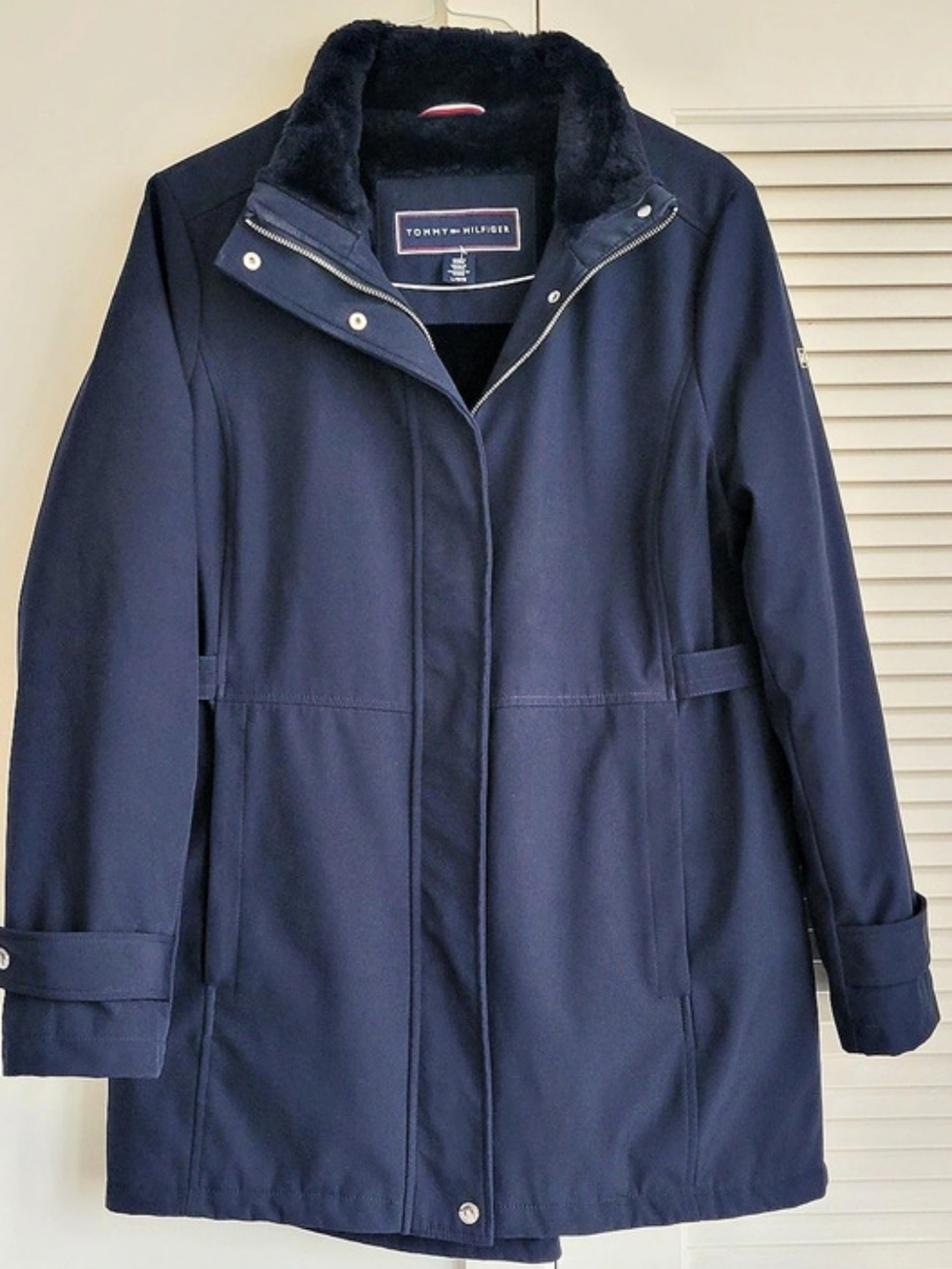 Tommy Hilfiger Women's Quilted Lined Coat in Blue Size Medium